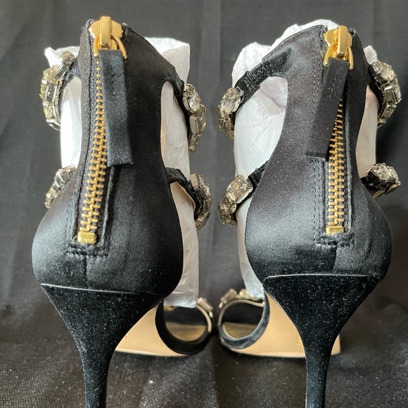 Nine West Black Satin Jeweled Zip Back Heel Size 8 - Picture 3 of 4